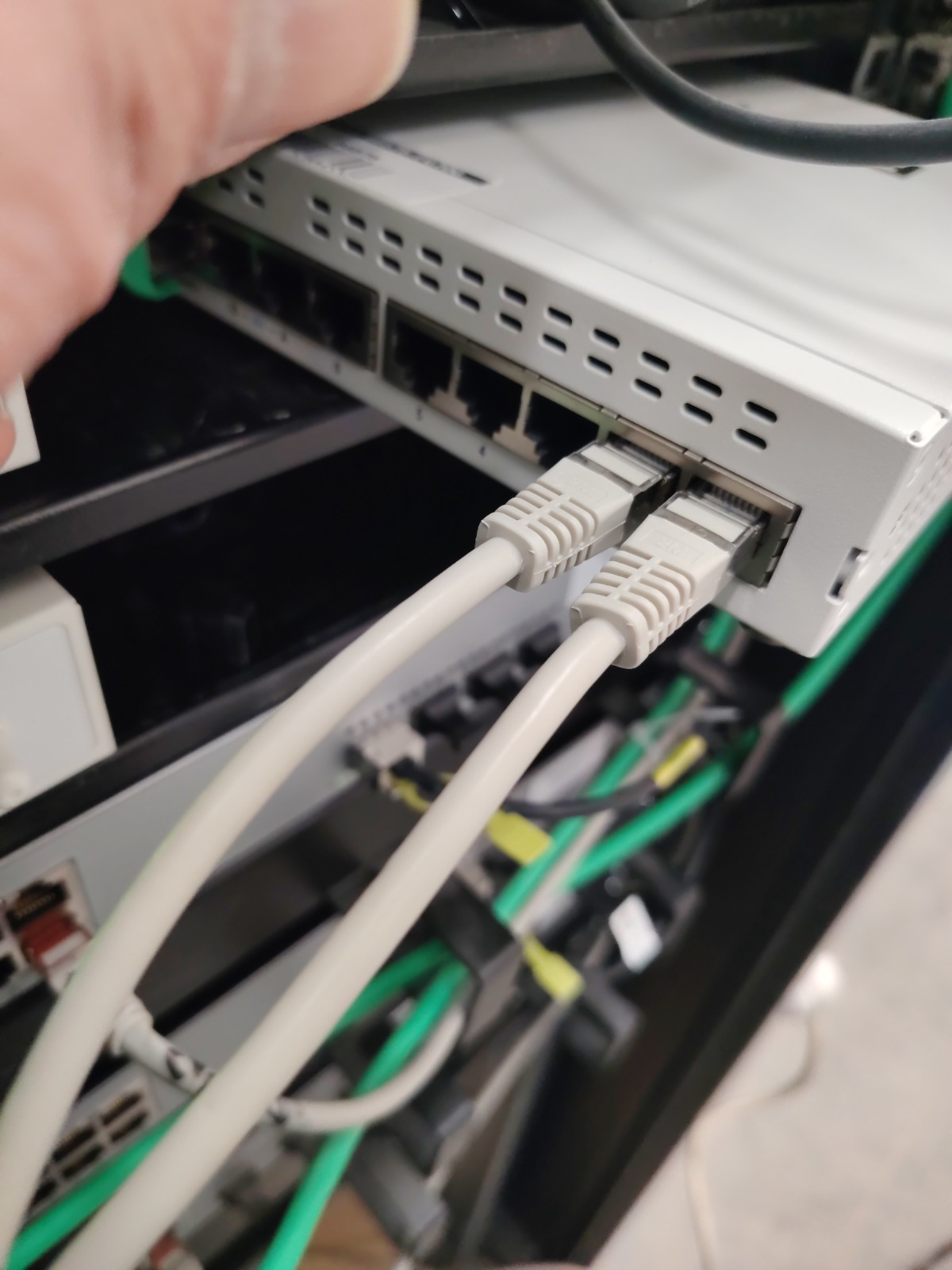 Brassage RJ45 dans la baie